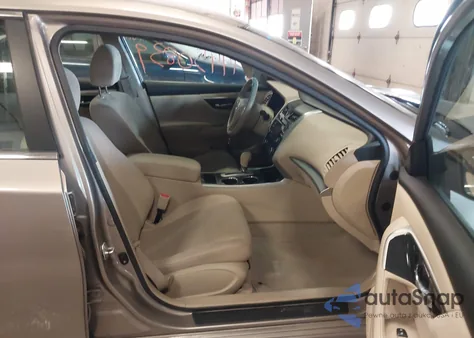 2014 Nissan Altima 2.5 S z USA, uszkodzony, nr VIN 1N4AL3AP6EC295531